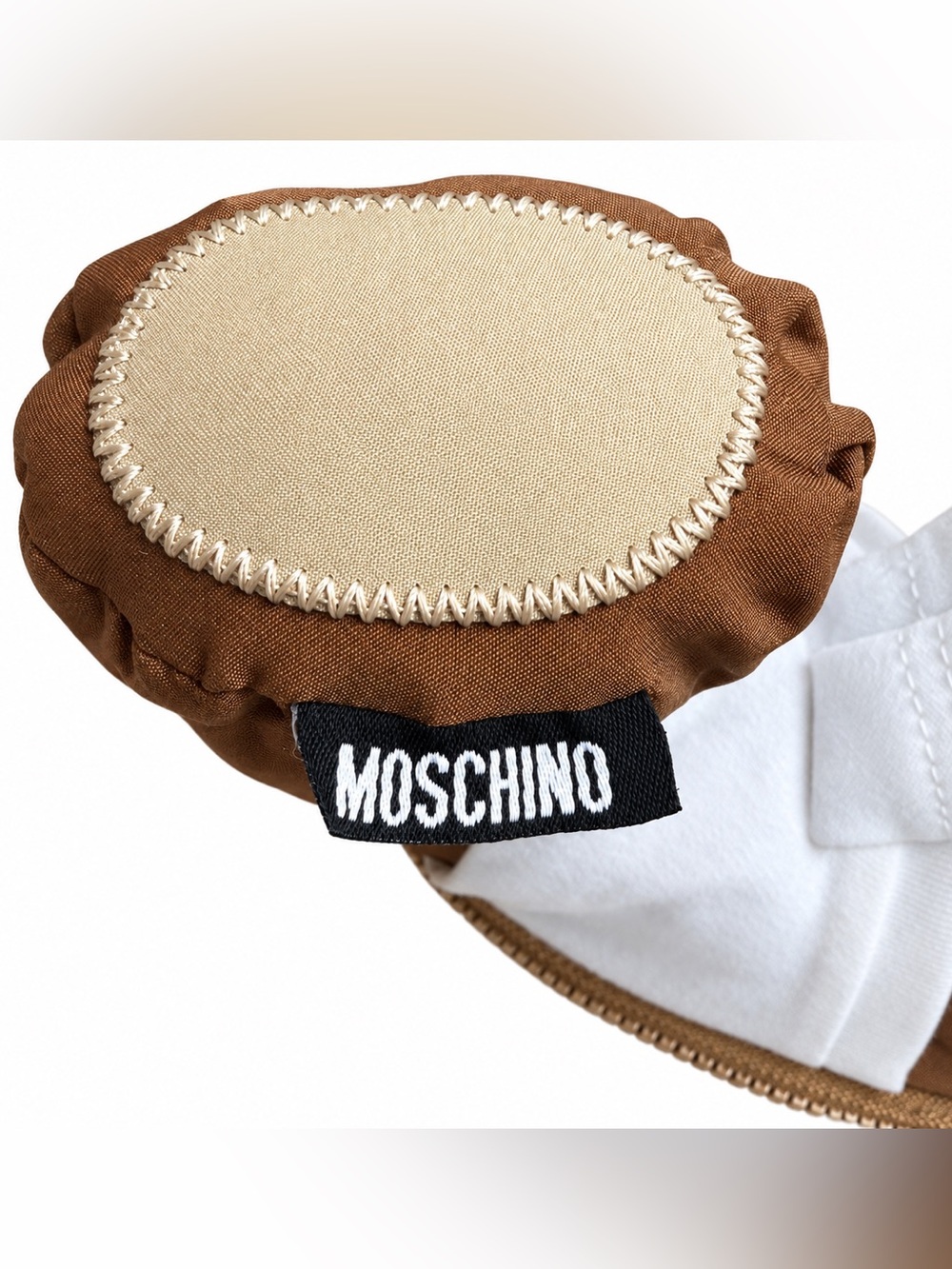 Moschino Teddy Bear Retractable Umbrella Set - Picture 6 of 9